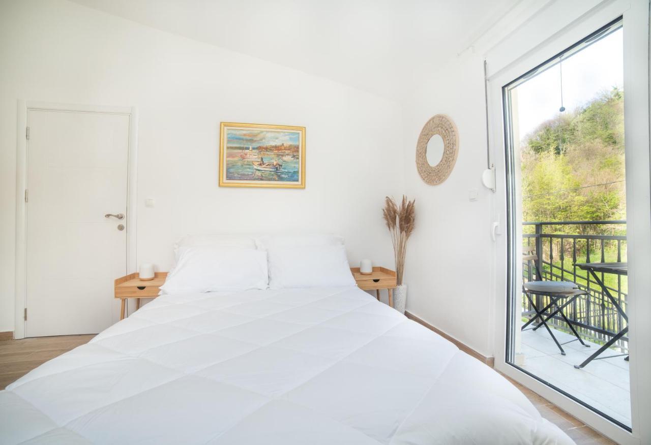 Plamenatz Studio Apartments Virpazar Exterior foto